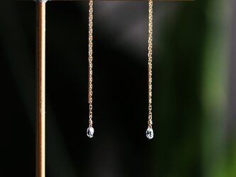 K18ダイヤモンドのブリオレットドロップカットロングピアス 〜Gabrielleの画像