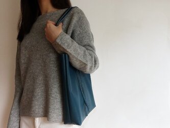 イタリアンシュリンクレザーA4トートバッグ＜jeans/グリーン系＞の画像