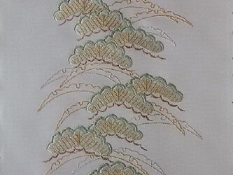 雪中常緑の画像