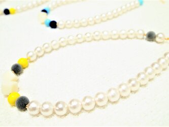 Vintage beads×Cotton pearl necklace　03. yellow×grayの画像