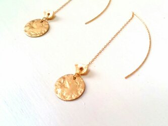 サ－クルとgold stoneのアメリカンピアスの画像