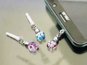 にくきゅう スマホピアスの画像