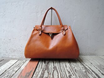 【ORZO】ベルト付 神戸 ヌメ革 2wayボストンBAG(L) キャメルの画像