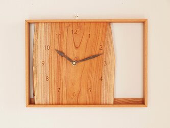 木製 箱型 掛け時計 欅（ケヤキ）材1の画像
