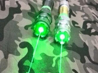 Puntatore laser verde 2000mW più potente professionaleの画像