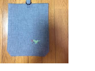 くつ入れ＊クロスステッチ刺繍：恐竜の画像