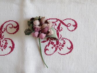 アンティークスタイルの布染め花コサージュ　グリーン・ブラウン・ピンクの３色アジサイコサージュ　n-８の画像