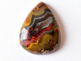 仮晶アゲート　洞窟の世界　トルコ・アンカラ産　33cts./ ルース・カボションの画像