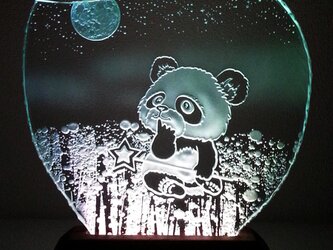 星遊び・パンダのガラスエッチングパネル Mサイズ・LEDスタンドセットの画像