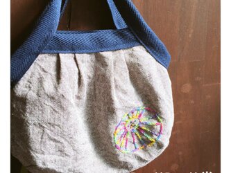 ミニ・グラニーバック/リネングレー生地　片面生地違い/刺繍お花の画像
