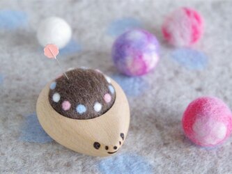 ハリネズミの羊毛ピンクッション【針山】みずたまリング　パステルの画像