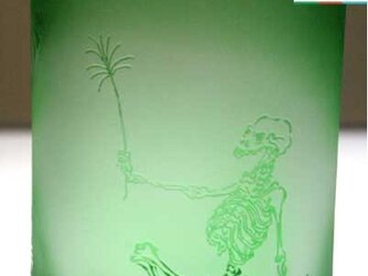 河鍋暁斎シリーズ　骸骨の花火見立て　緑色（ロックグラス） 蕨ブランド認定商品　送料無料の画像