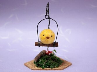 羊毛フェルト　箱庭ヒヨコの画像