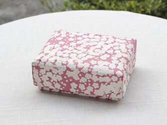 桜着物地の小箱の画像
