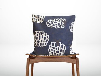 森のクッション Original Sheep back Navy blueの画像