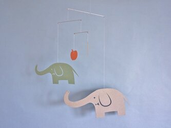 モビール「ゾウ」その１の画像