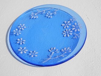 花柄のうす青皿の画像