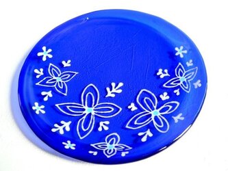 サイケな花のコバルトブルー皿の画像