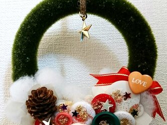 ボタンクリスマスリースの画像