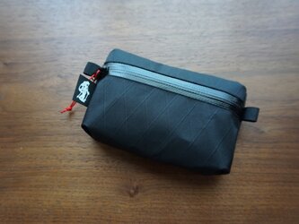 えくぼポーチ　Blackの画像