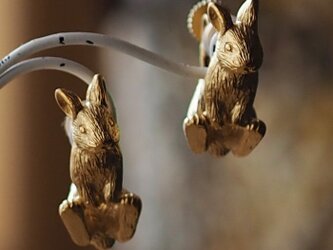うさぎイヤリング ネザーランドドワーフ（ゴールド）の画像