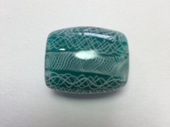 とんぼ玉＊異なるレースの帯留＊エメラルドグリーンの画像