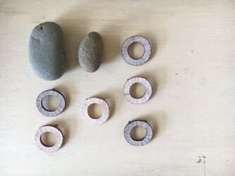 gururiブローチの画像