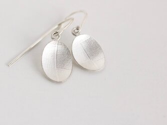 Oval vein earrings オーバル葉脈ピアスの画像
