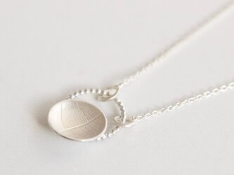 Round vein pearl wire pendantの画像