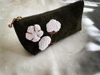 綿花刺繍のポーチ(オリーブグリーン)の画像
