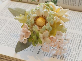 ＊染の草花＊『パステルの花（グリーン）ヘアクリップ付きコサージュ』の画像