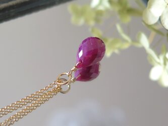 【14kgf】*原石ルビー*ドロップ一粒ネックレスLSの画像