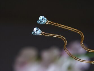 スカイブルートパーズのペアシェイプカットチェーンピアス　～Graceの画像