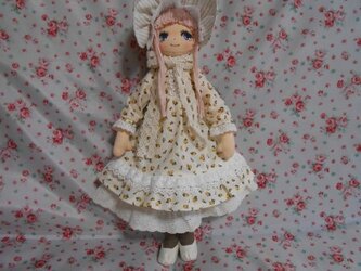 雪うさぎ　お人形シリーズ【はるちゃん】※オーダーのご案内有りの画像