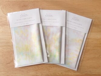 クリーニングクロス 空から降るリボンの花束の画像