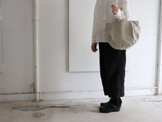 Round(M)　灰白色の画像