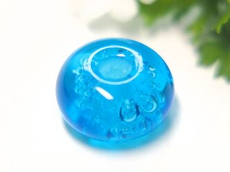 ぶくぶく泡の小さなとんぼ玉　水色の画像