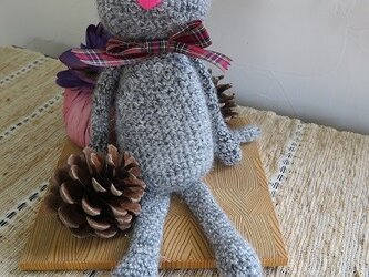 グレーの霜降りにゃんこの画像