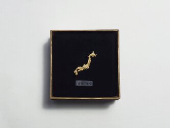 The world map accessory  Japan Pin ゴールドカラーの画像