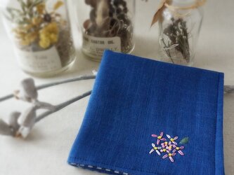 手刺繍入り4重ガーゼハンカチ「紫陽花ピンク」[受注制作]の画像