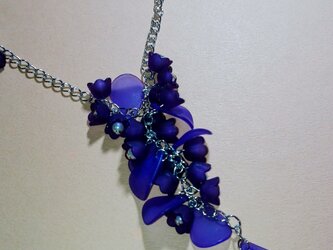 紫藤のネックレスの画像