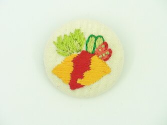 オムライスの刺繍ブローチの画像