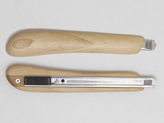 右利き用木製カッターナイフ（メープル）の画像