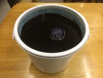 天然藍染藍甕レンタル(１週間)の画像