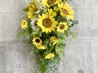 Sunflower basket hanging「受注制作」の画像