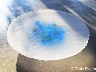 つや消しガラスの大皿 -「 HANAのおと 」● ターコイズブルー・29cmの画像