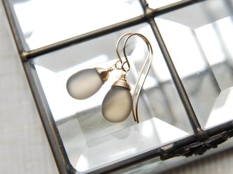 フロストスモーキークォーツのピアス１４kgfの画像