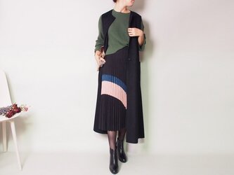 上質ウール100% ロングベストコート 黒の画像