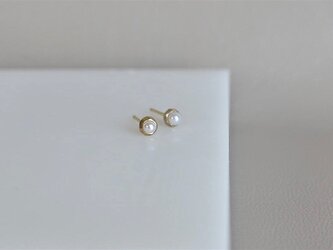 K18片耳ピアス  小石[あこや]の画像