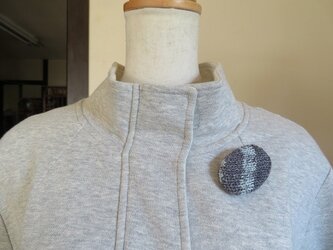 カラフルニットのブローチの画像